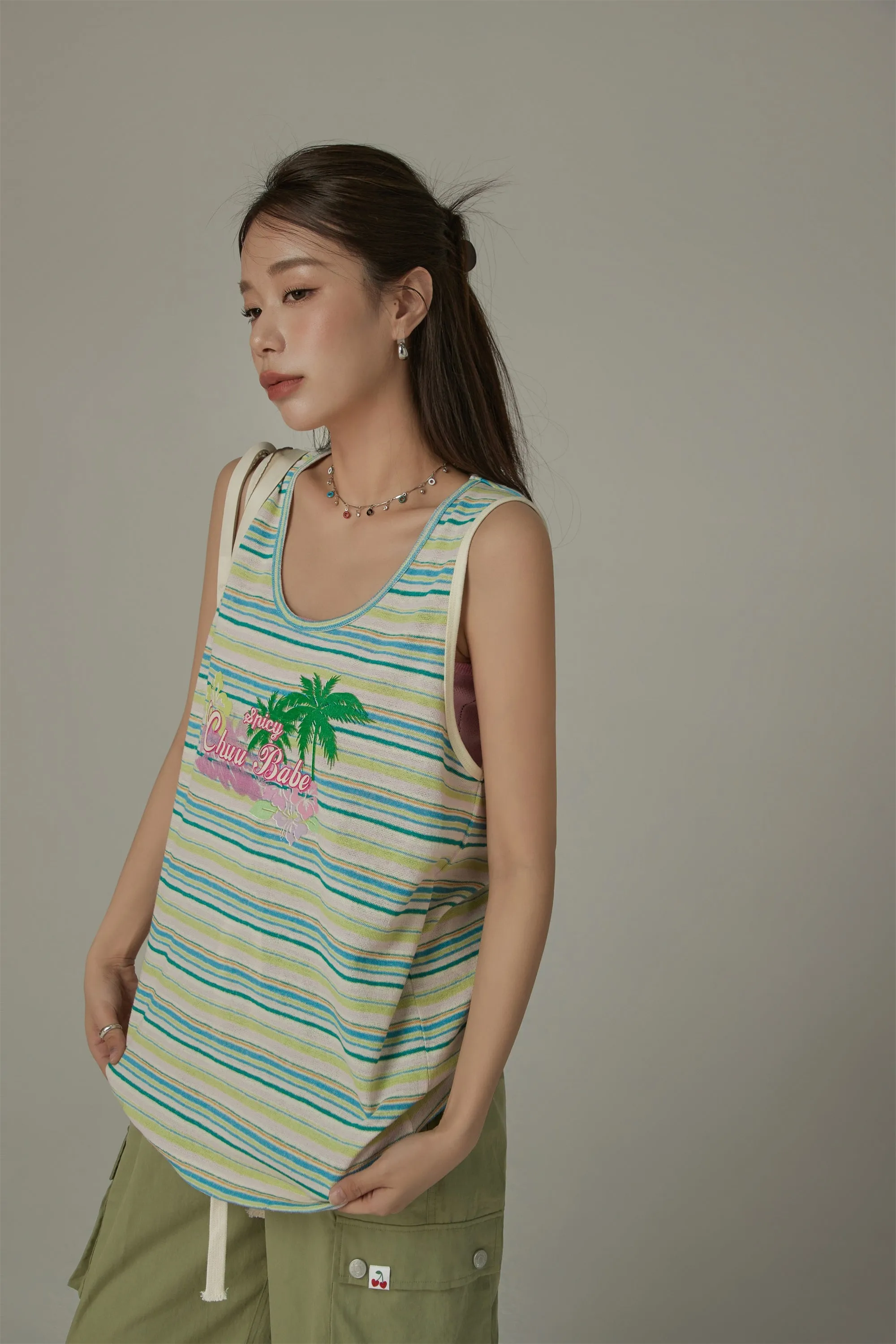 Chuu Baby Printed Design Striped Sleeveless Oversized T-Shirt