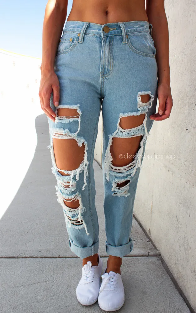 Destruction Denim Jeans - Light Blue