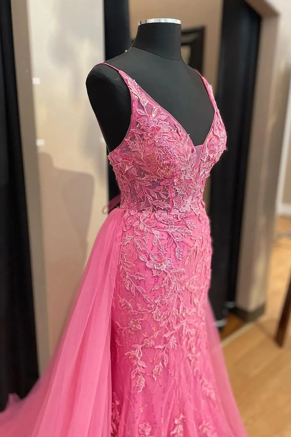 kamahe Pink Corset Prom Dress Elegnat A Line Deep V Neck Party Evening Dress with Appliques