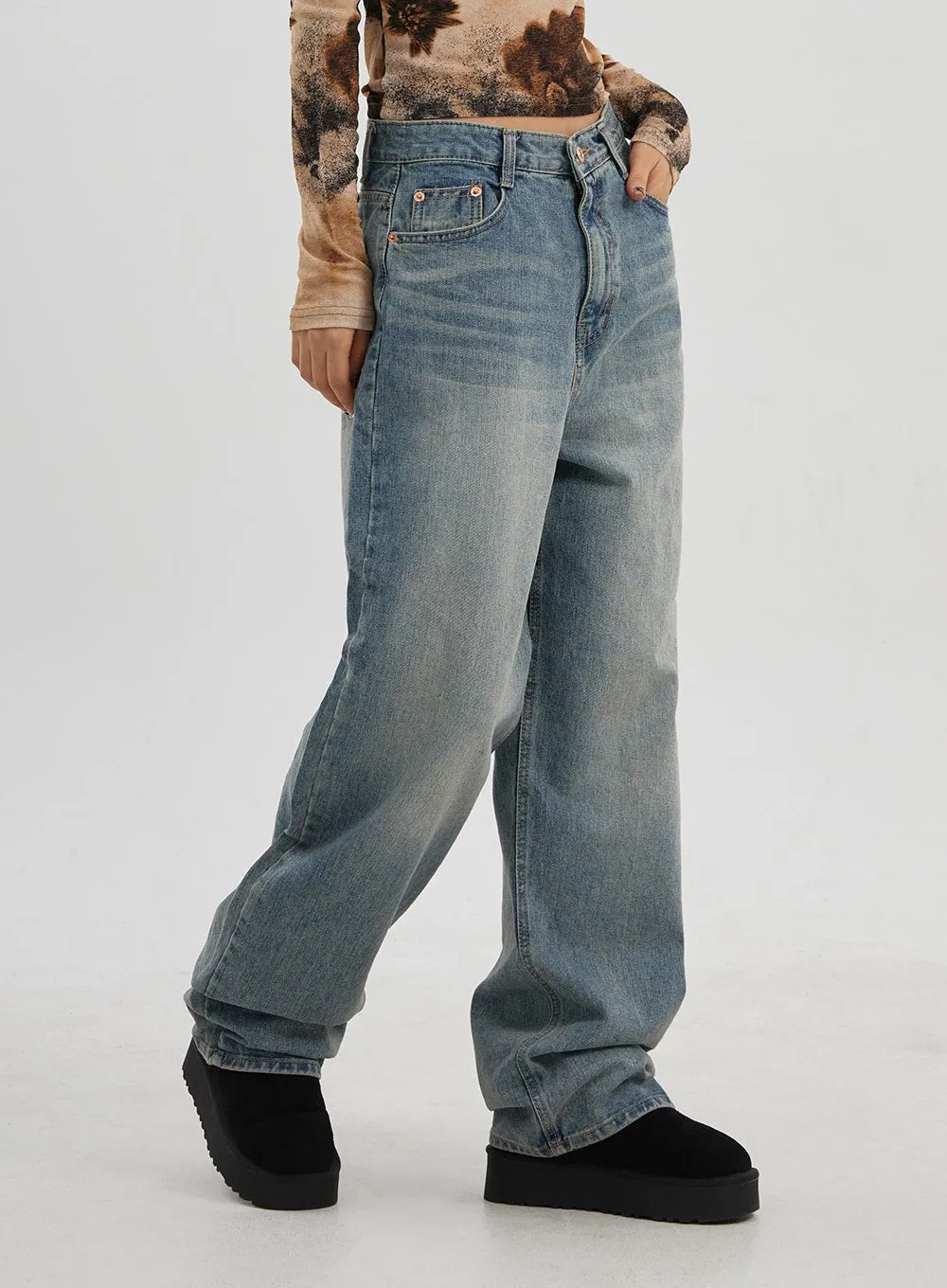 Low Rise Baggy Jeans CJ330