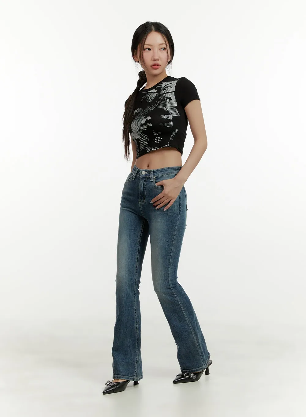 Low Rise Bootcut Jeans CY409