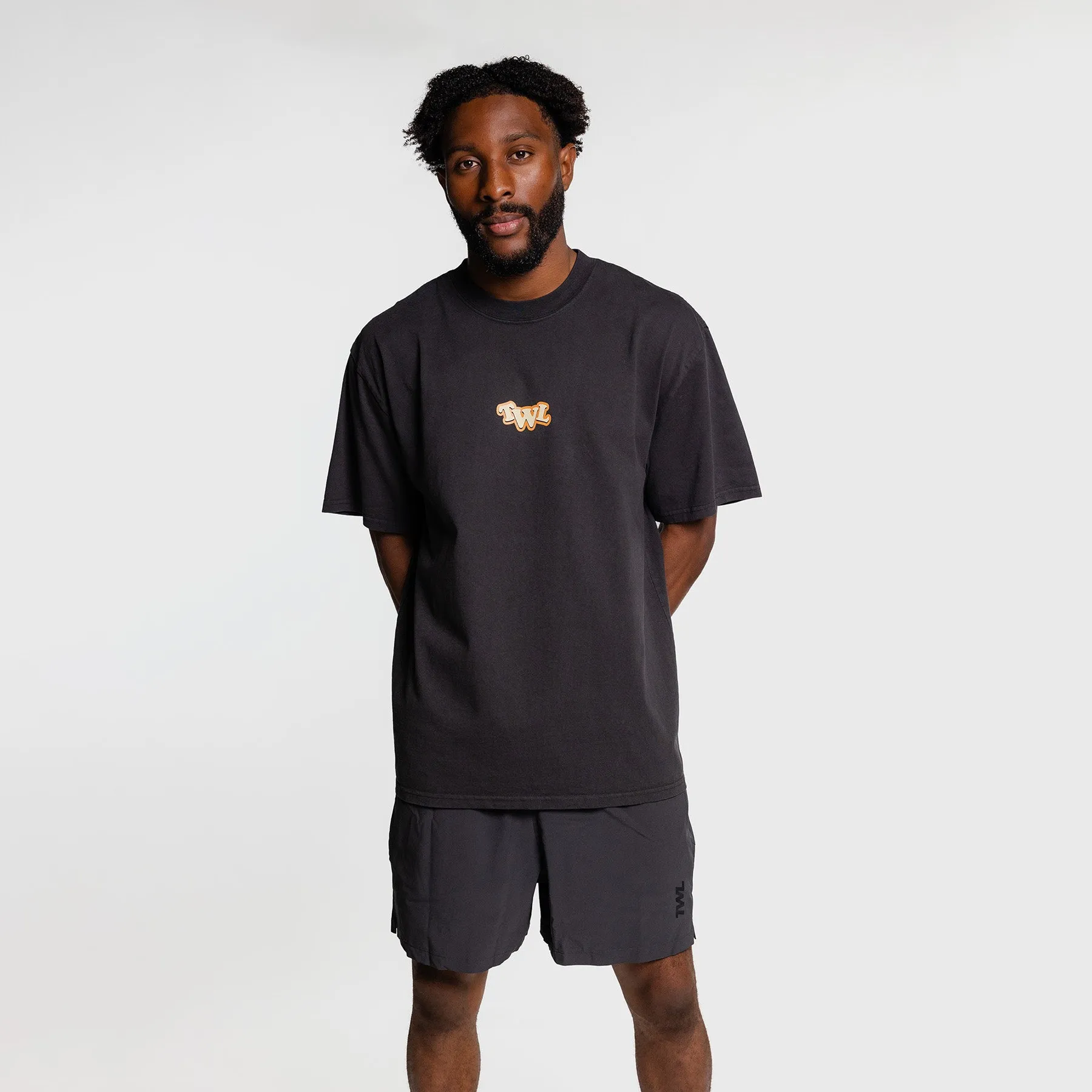 TWL - LIFESTYLE OVERSIZED T-SHIRT - WEIGHT BUFFET - FADED BLACK